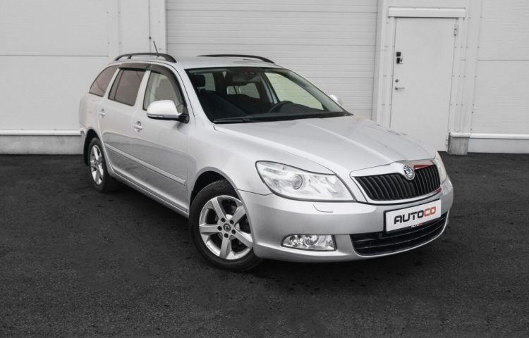 Osta kasutatud Skoda Octavia 2011 värv hõbedane Tallinnas