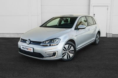 Osta kasutatud Volkswagen Golf 2015 värv hõbedane Tallinnas