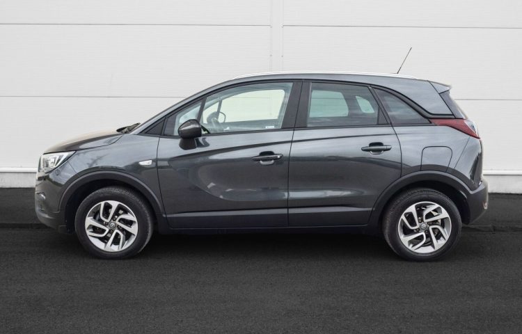 Osta kasutatud Opel Crossland X 2017 värv tumehall Tallinnas