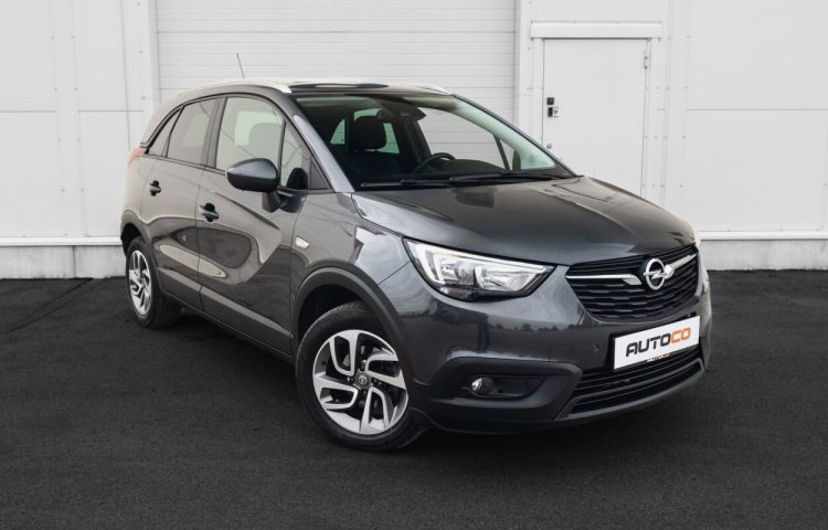Osta kasutatud Opel Crossland X 2017 värv tumehall Tallinnas