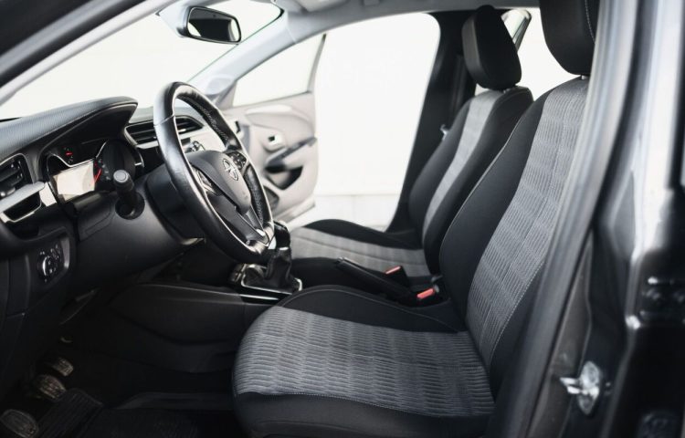 Osta kasutatud Opel Corsa Edition 2020 värv tumehall Tallinnas