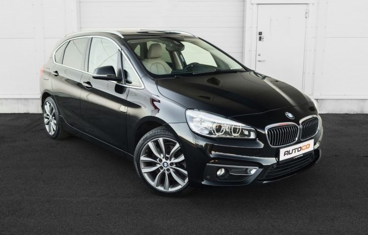 Osta kasutatud BMW 225 xe iPerformance Luxury Line 2016 värv must Tallinnas