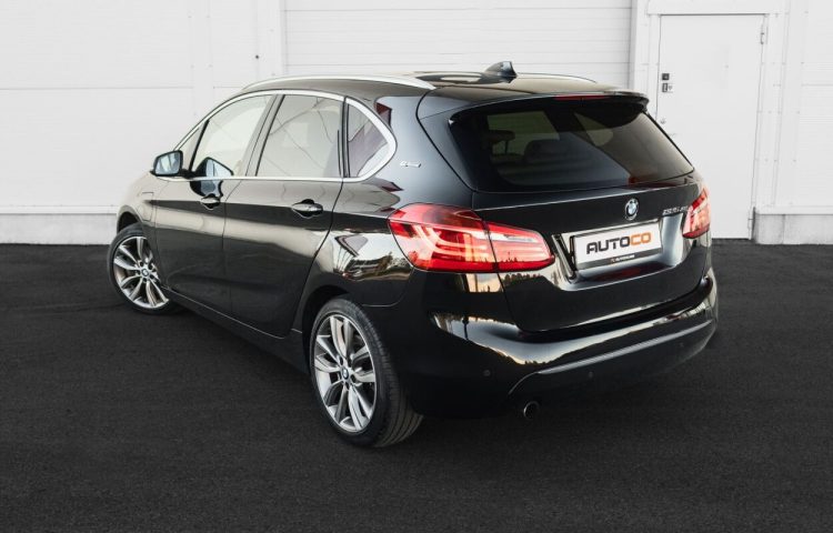 Osta kasutatud BMW 225 xe iPerformance Luxury Line 2016 värv must Tallinnas
