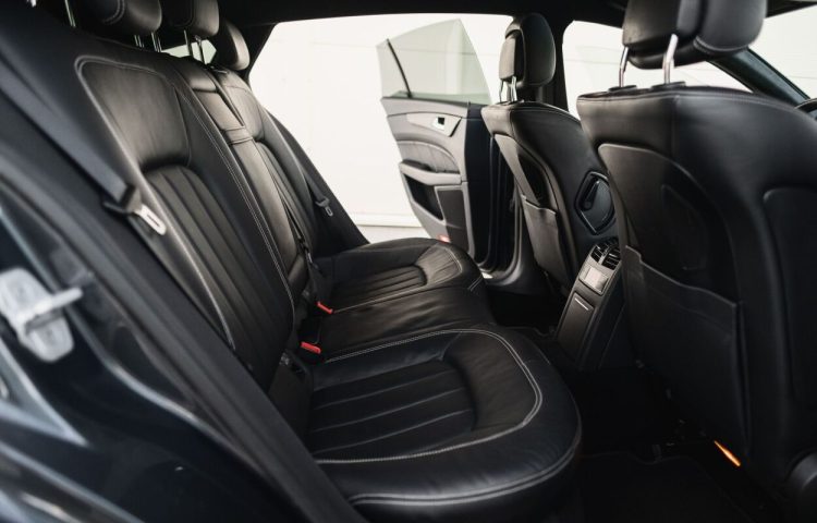 Osta kasutatud Mercedes-Benz CLS 500 4MATIC Shooting Brake AMG 2013 värv tumehall Tallinnas